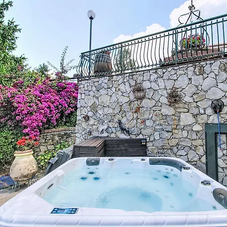 Ferienhaus La Casa Di Menny By Interhome *
